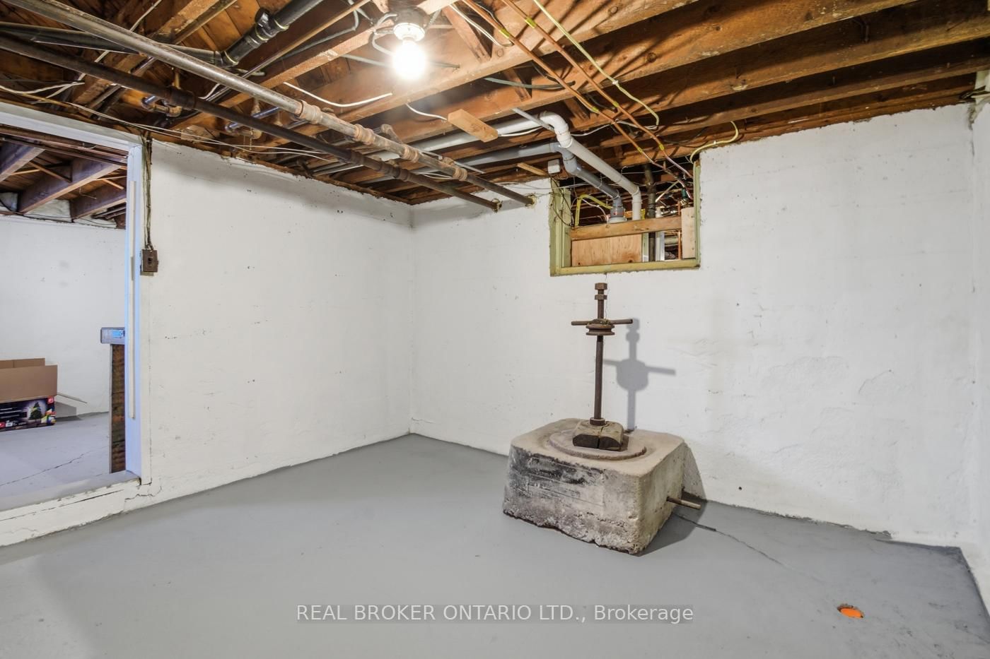 256 Lincoln Street • Welland, ON photo 29