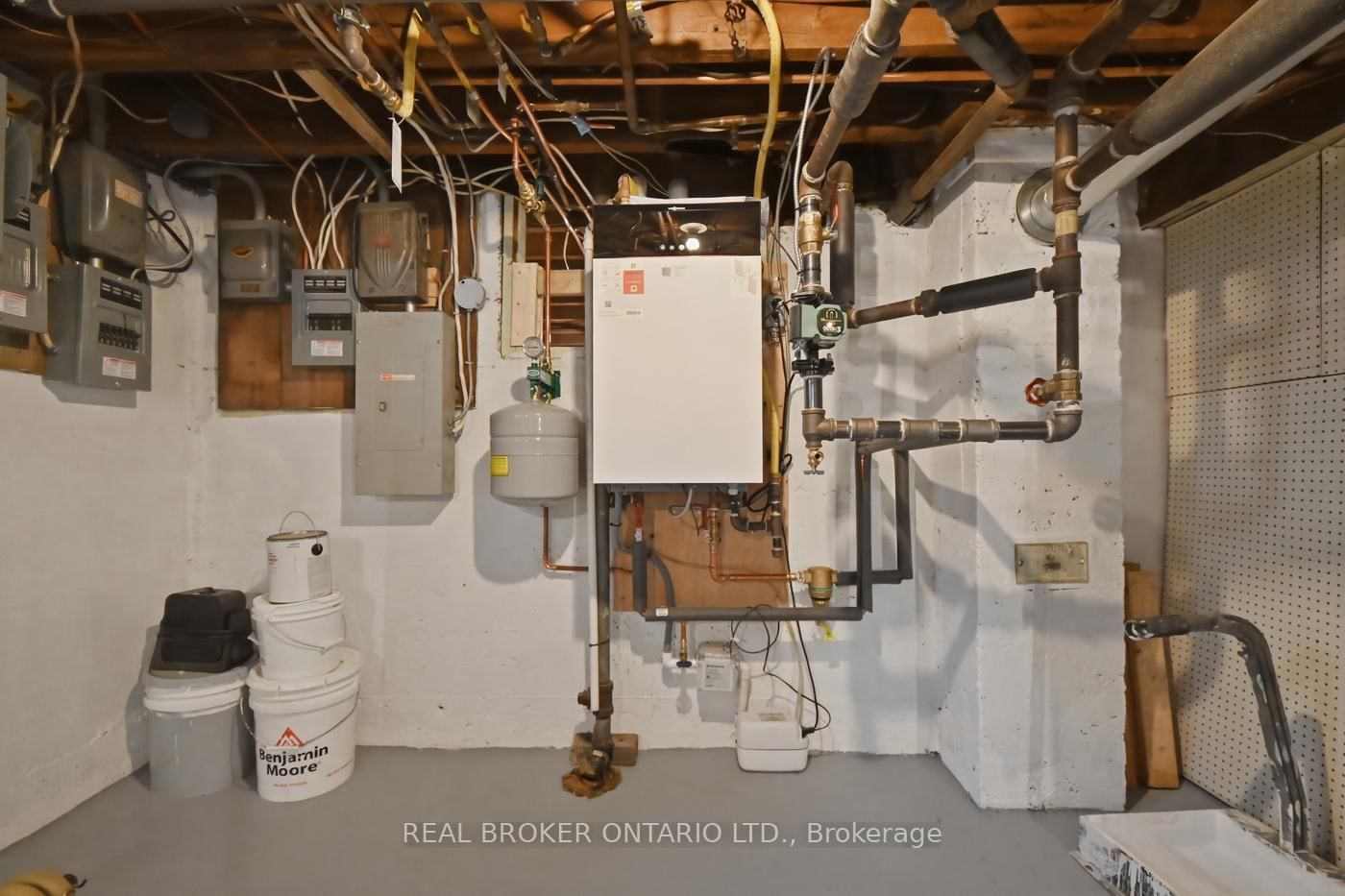 256 Lincoln Street • Welland, ON photo 34