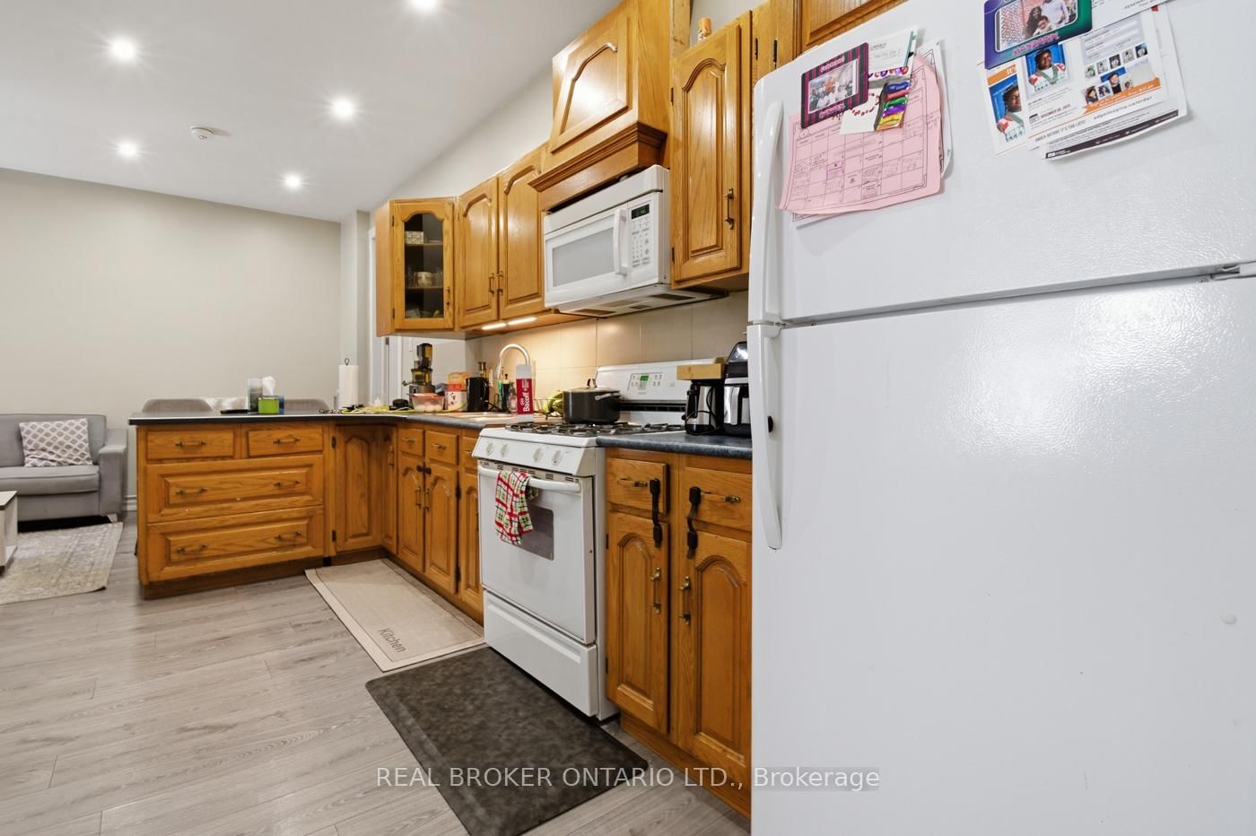 256 Lincoln Street • Welland, ON photo 8