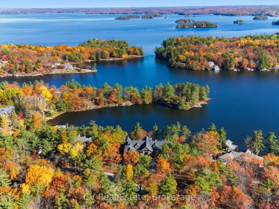 1056 & 1060 S Sunset Bay Rd • Gravenhurst, ON photo 4