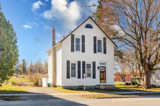 207 Front Street N