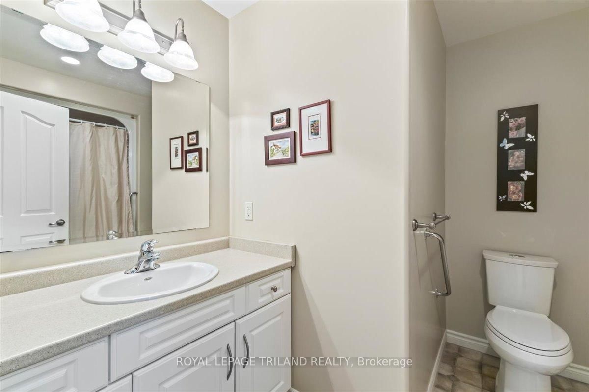 272 4th Street Crescent • Hanover, ON photo 18