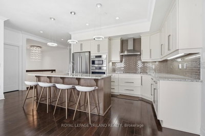Unit 1403 — 240 VillageWalk Boulevard — photo 6