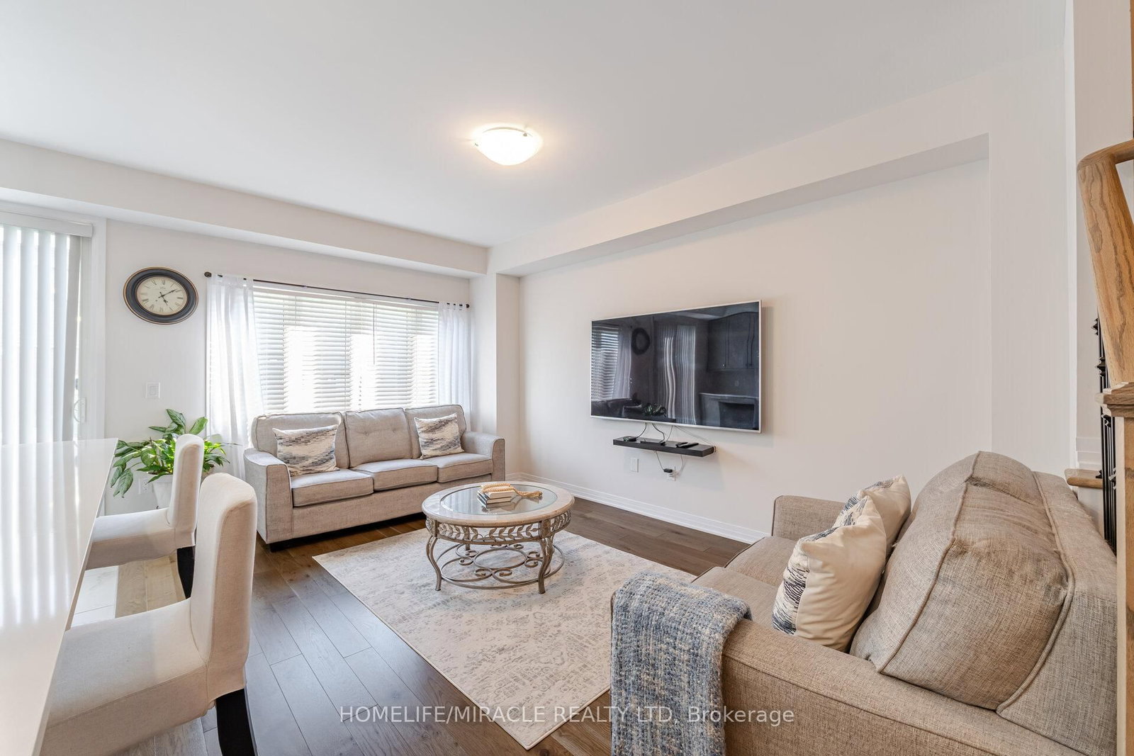 454 Adelaide Street • Wellington North, ON photo 14