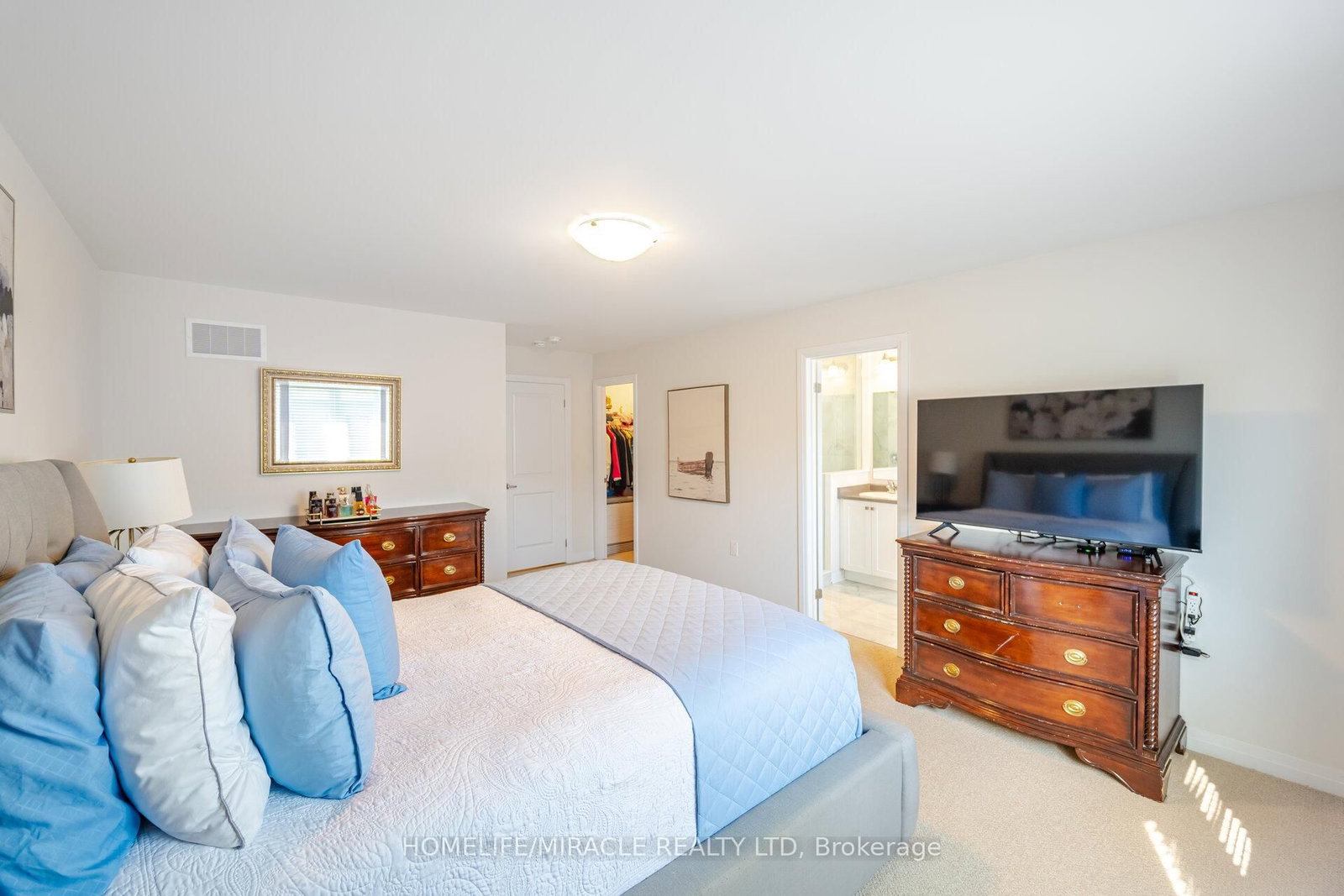 454 Adelaide Street • Wellington North, ON photo 21