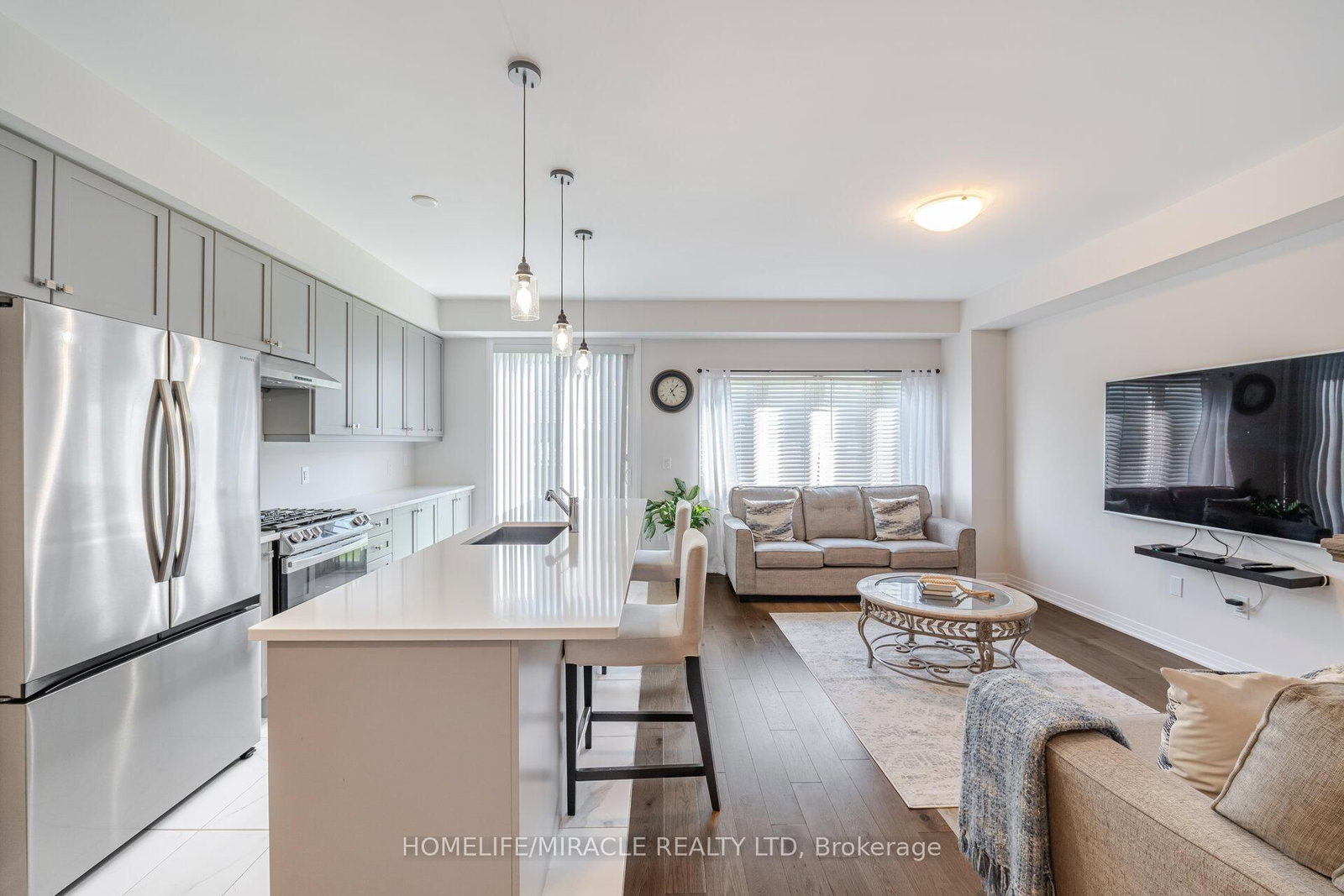 454 Adelaide Street • Wellington North, ON photo 8