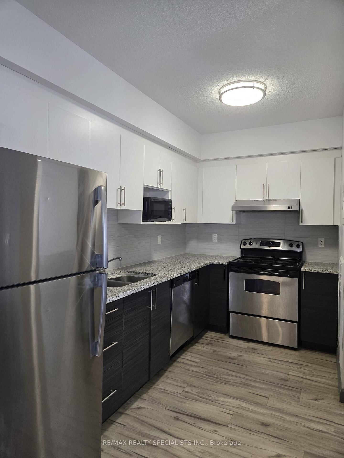 258A SUNVIEW Street, Unit 1103