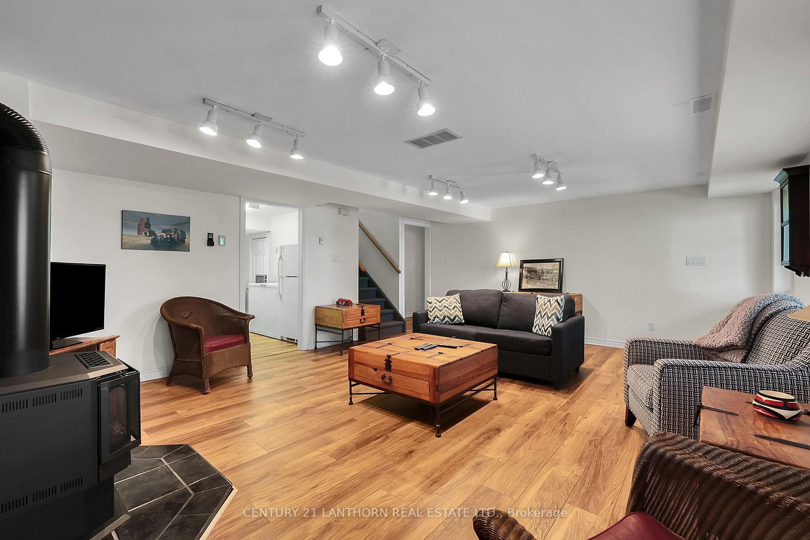 251 High Shore Road • Limoges, ON photo 38