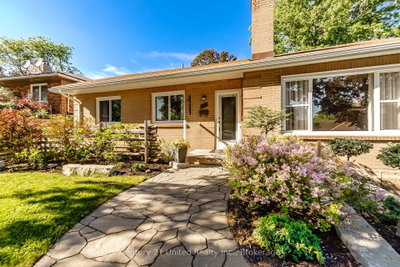 682 Victory Crescent — photo 3