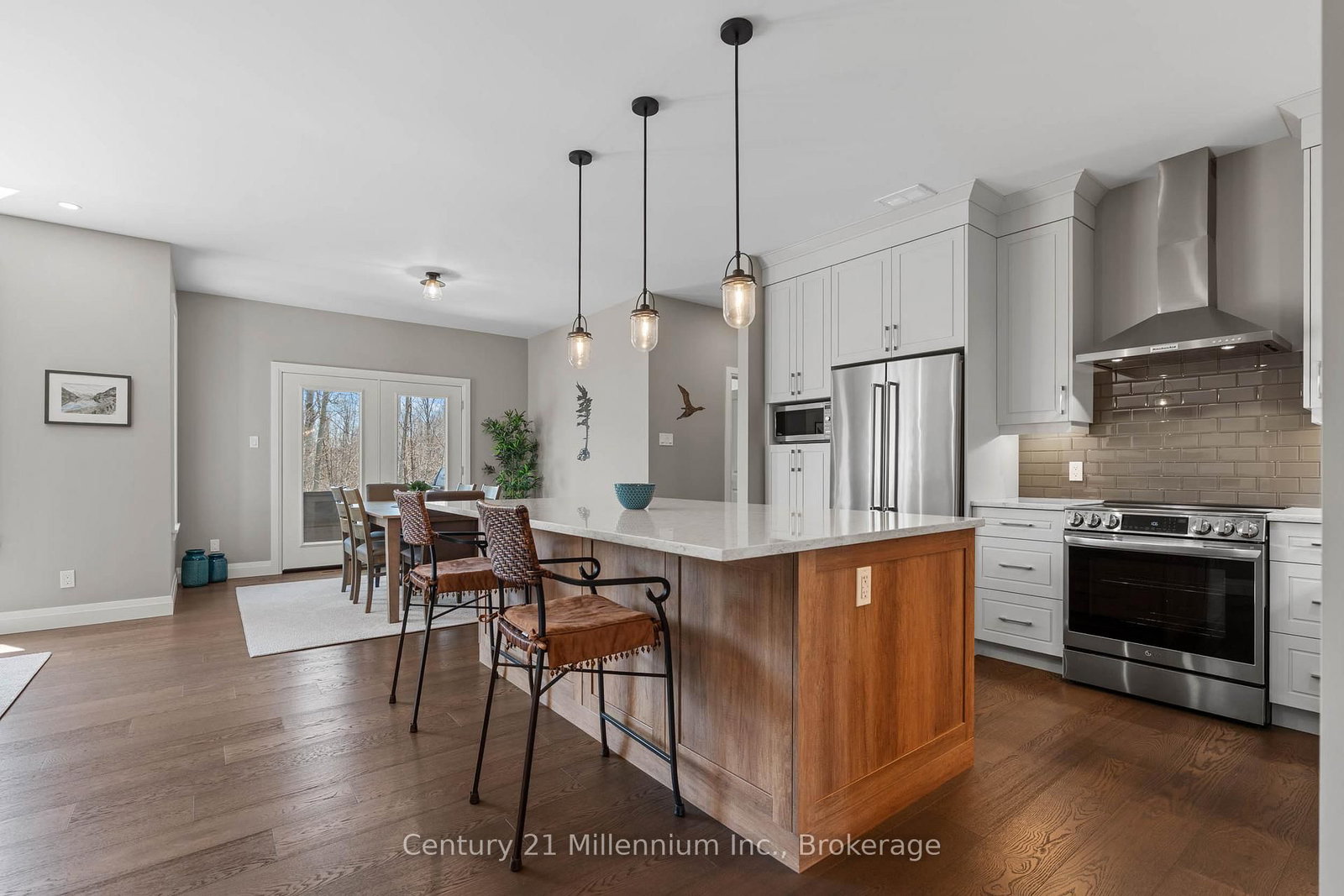 401 Algoma Crescent • Georgian Bluffs, ON photo 19
