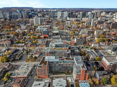 360 Mcleod Street • #905 • Ottawa, ON photo 3