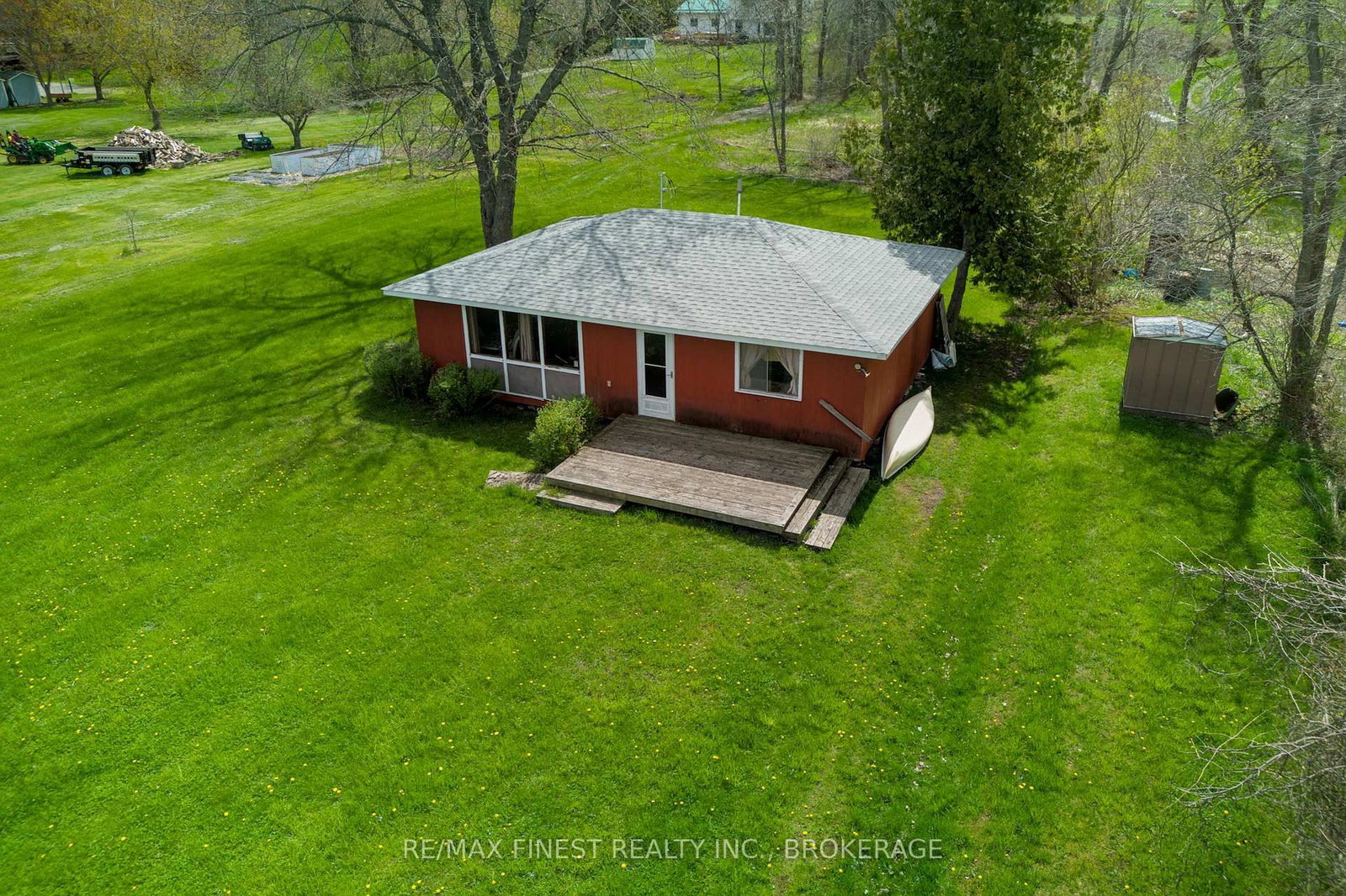 9300 Front Road • Stella, ON photo 2