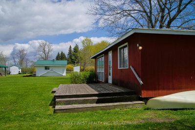 9300 Front Road • Stella, ON photo 3