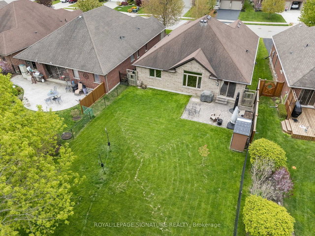 81 Willowdale Crescent