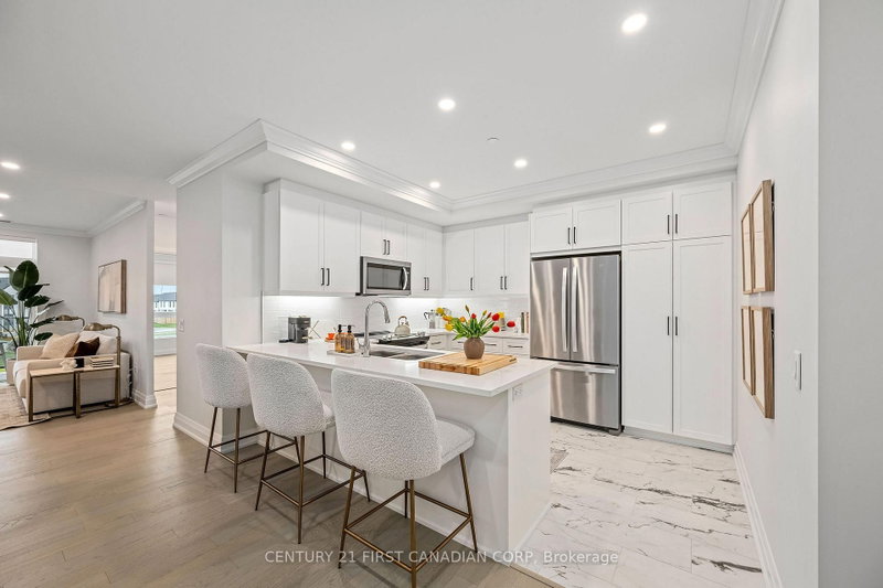 313 - 1560 Upper West Avenue