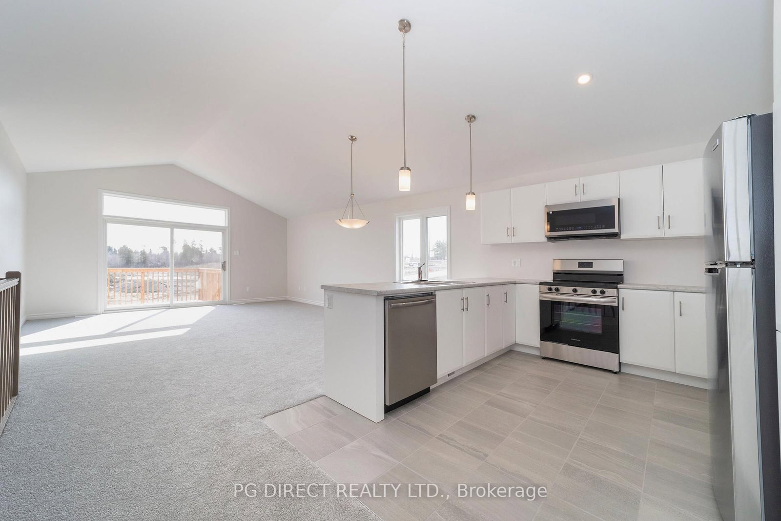 2 Yade Road • Arnprior, ON photo 6