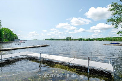 48 Sturgeon Glen Road — photo 2