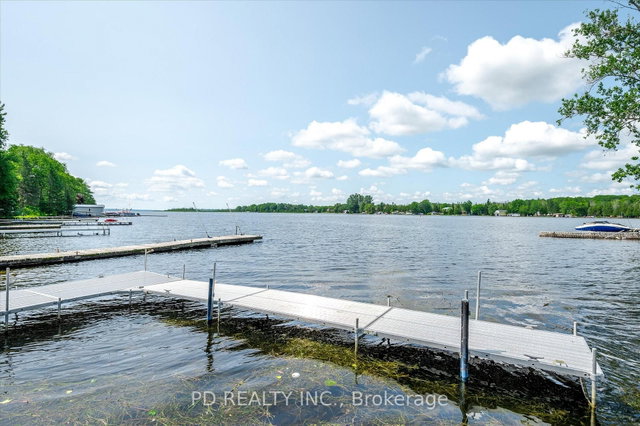 48 Sturgeon Glen Road