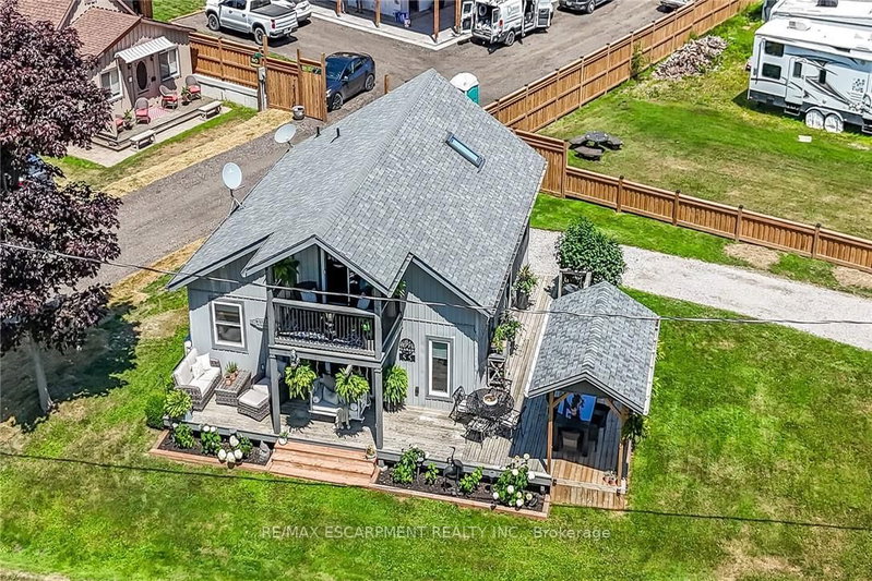 55 Lakeside Drive