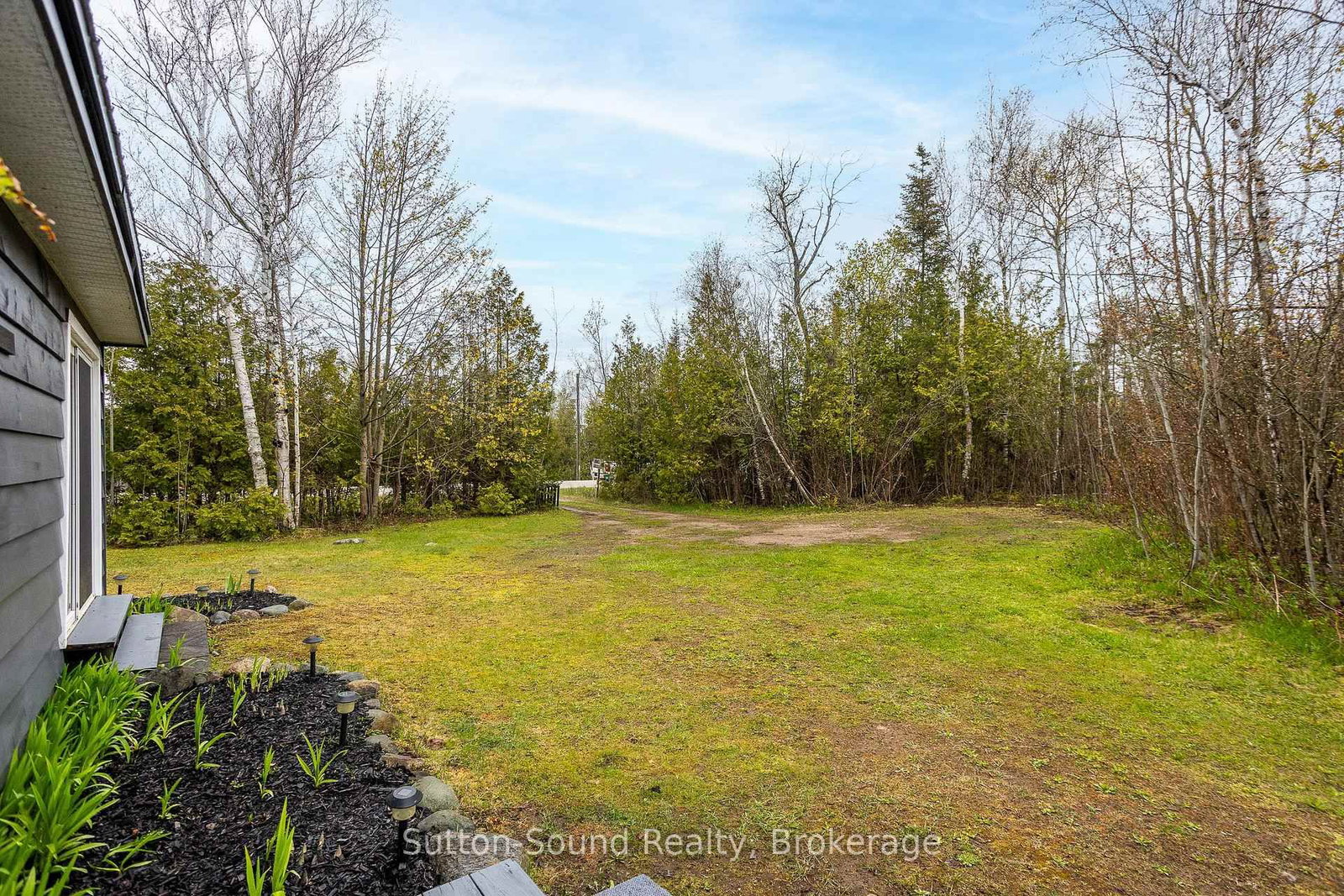 516 Bruce Road 13 Road • Native Leased Lands, ON photo 9