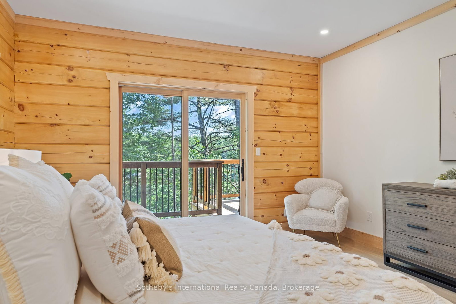 1213 CAMP JACKSON Road • #15 • Muskoka Lakes, ON photo 22
