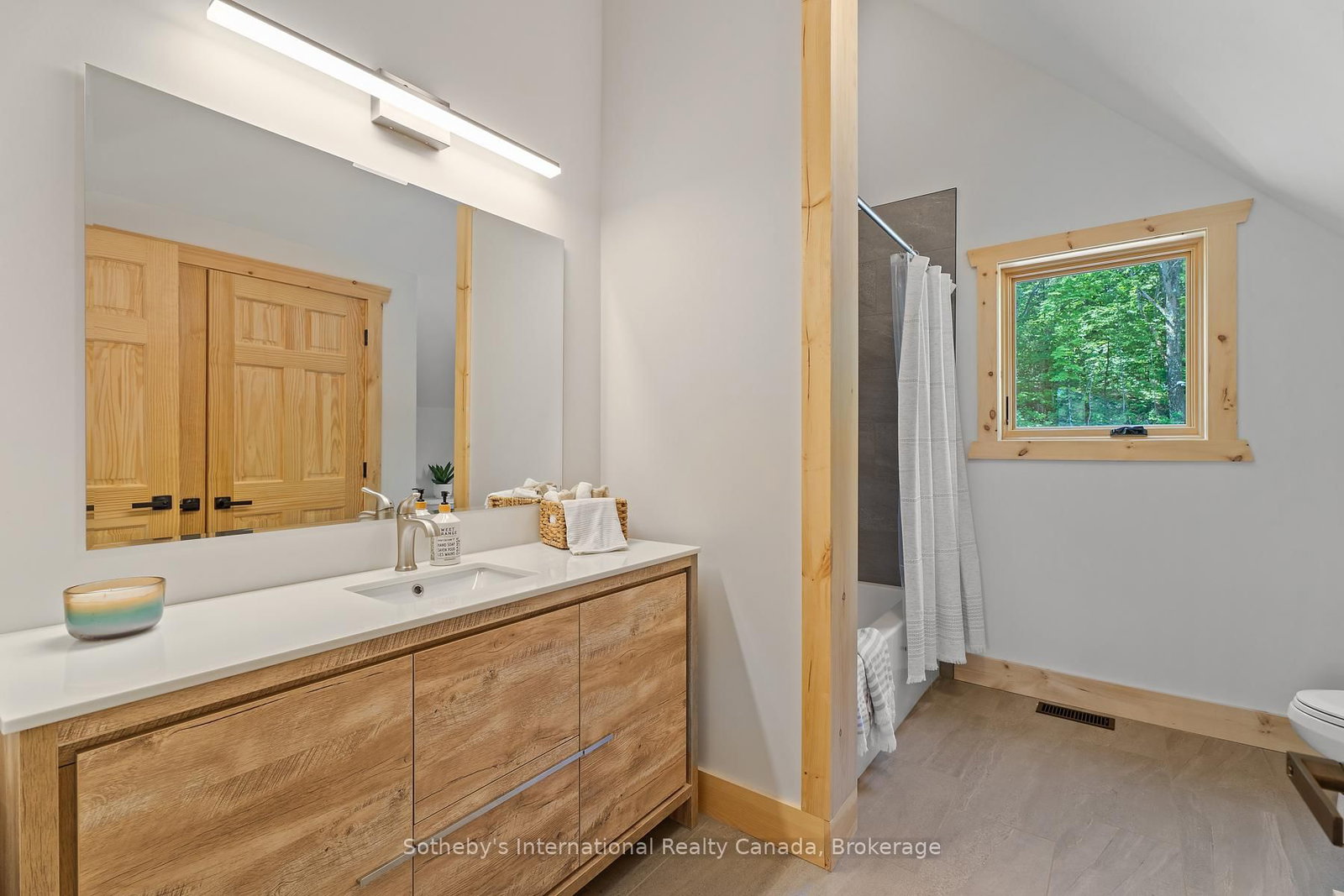 1213 CAMP JACKSON Road • #15 • Muskoka Lakes, ON photo 30
