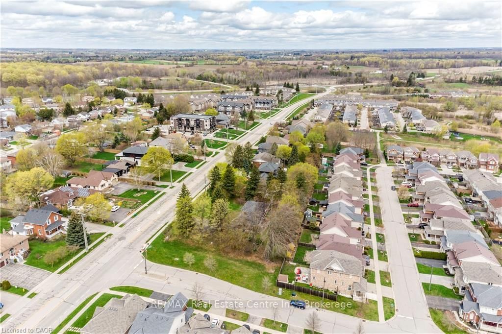 355 Guelph Avenue • Cambridge, ON photo 11