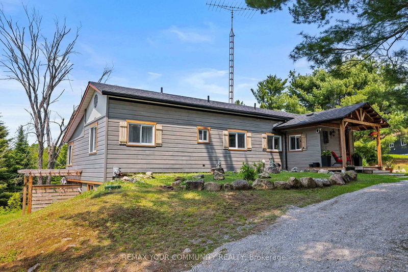 1009 Summerville Road