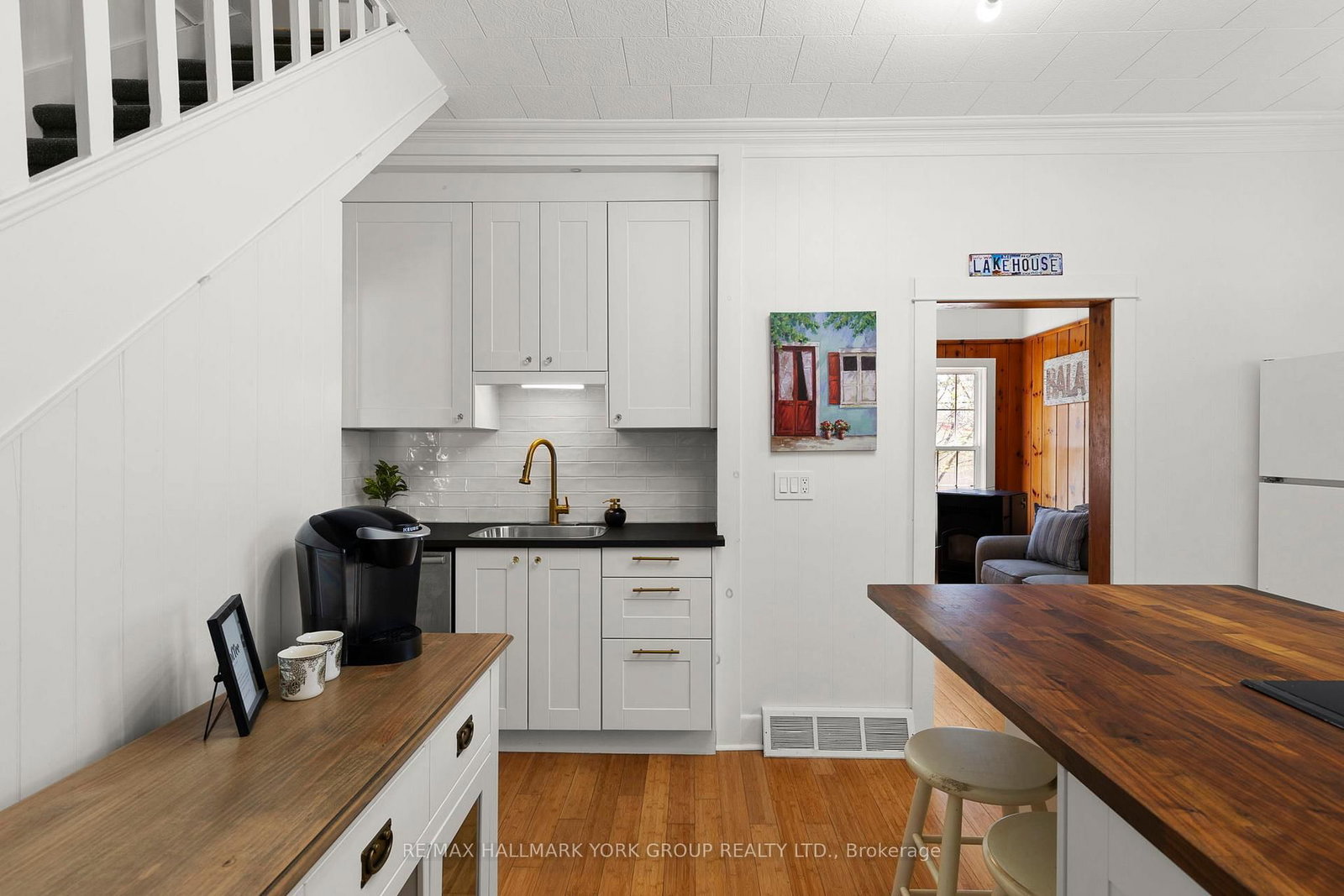 1013 Grey Street • Muskoka Lakes, ON photo 19