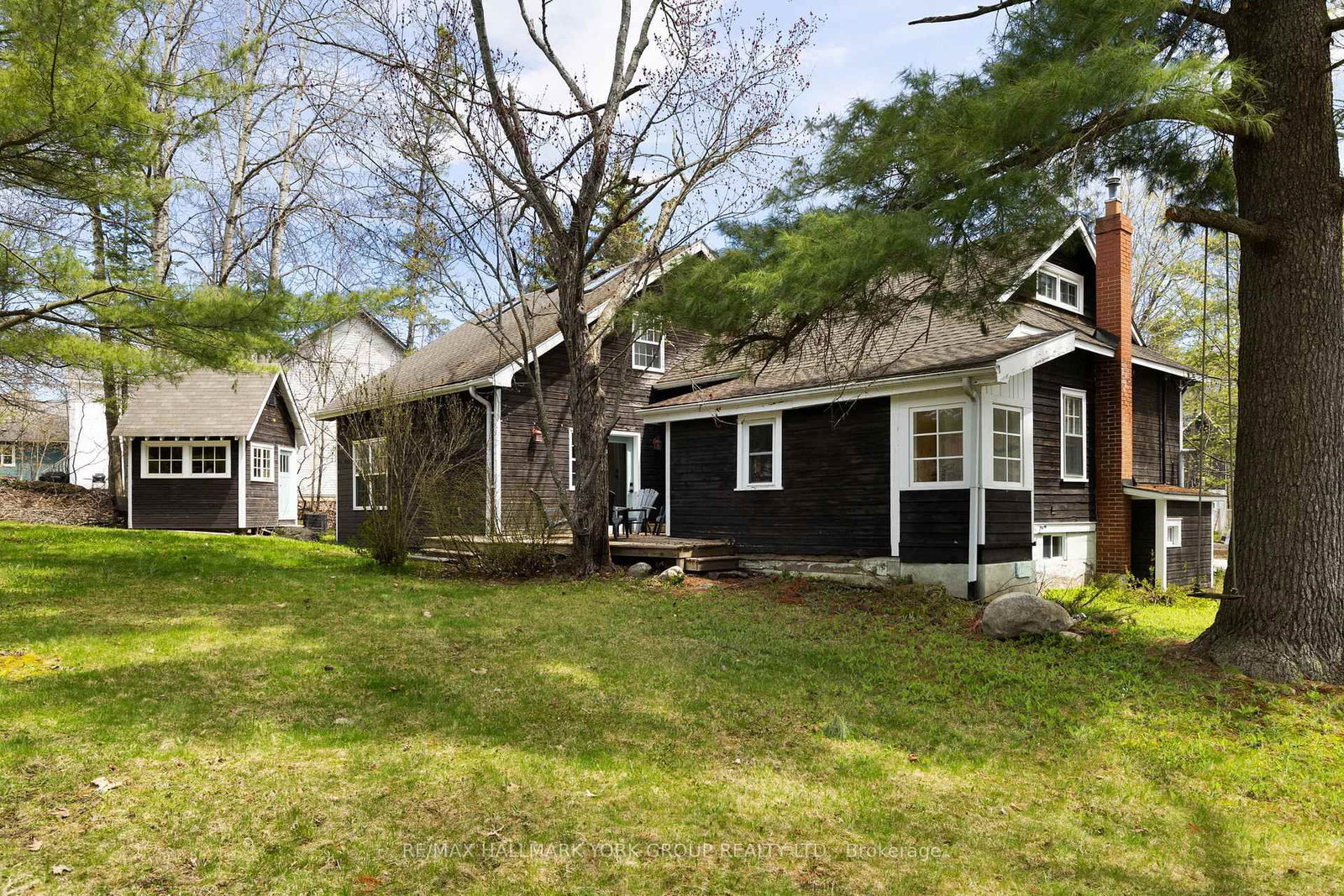 1013 Grey Street • Muskoka Lakes, ON photo 40