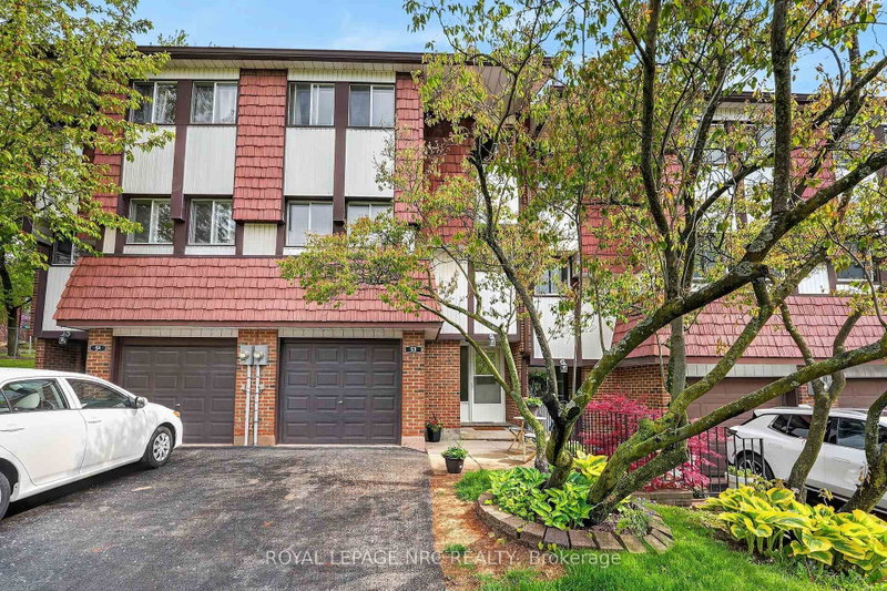 53 Larraine Avenue
