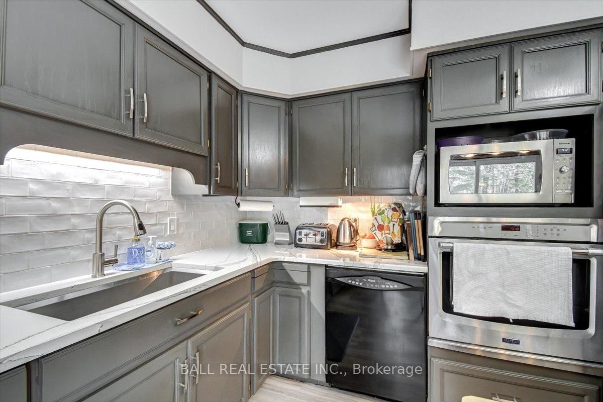 12482 Highway 28 • North Kawartha, ON photo 16