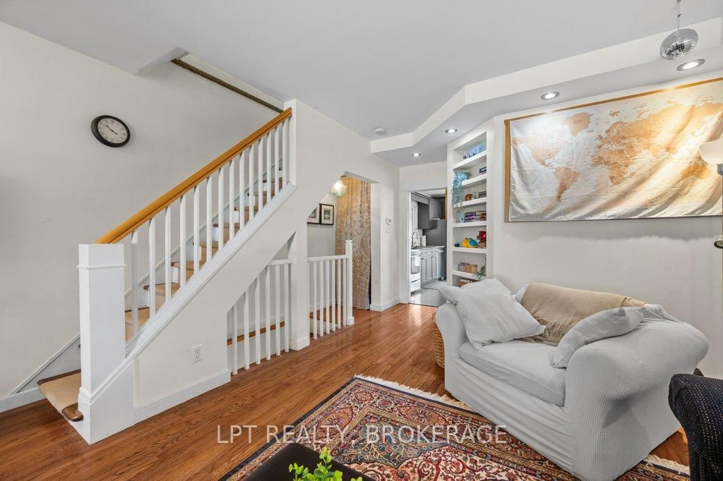 570 Frontenac Street • Kingston, ON photo 8