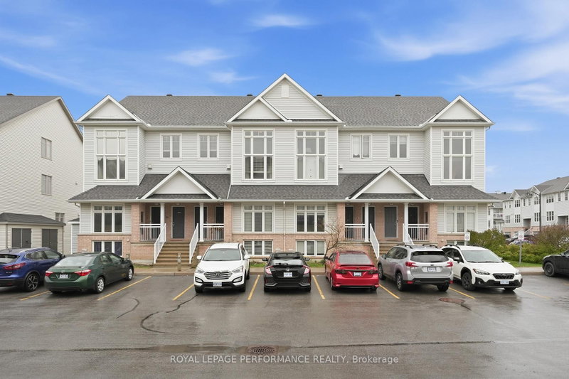 home for sale on 302 Galston Private