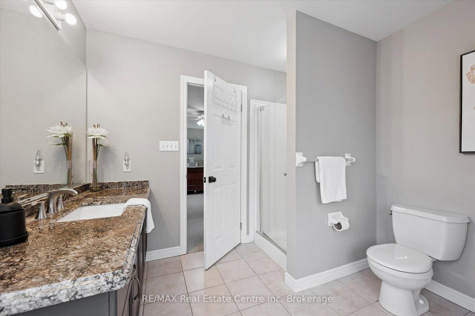 7 HARDY Street • Guelph, ON photo 21