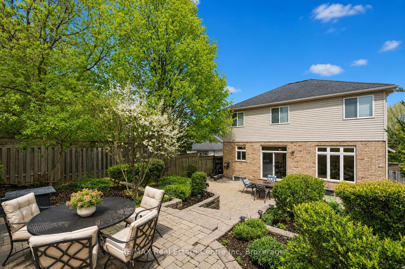 7 HARDY Street • Guelph, ON photo 36