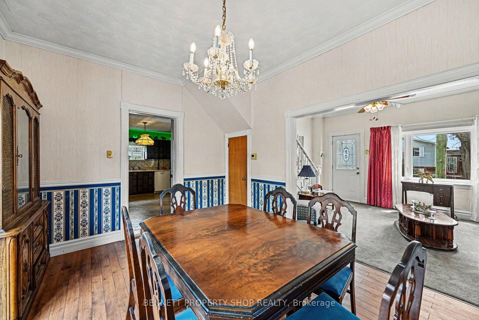 Listing Image 7