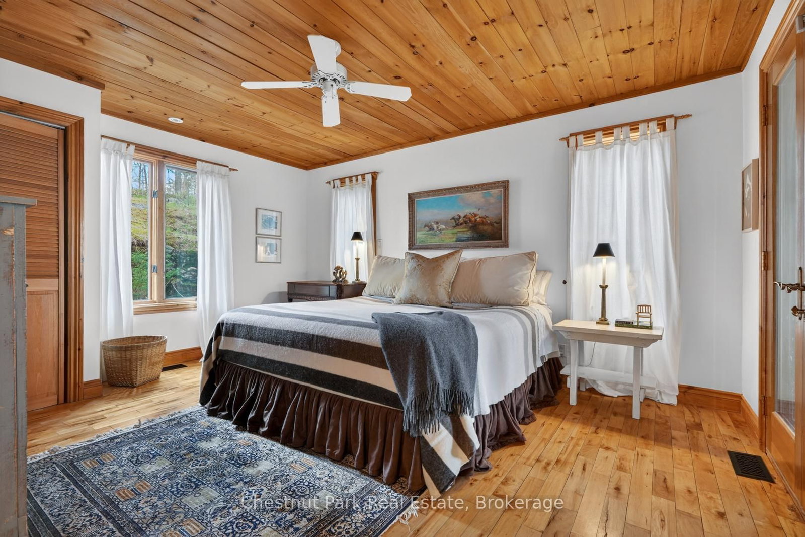 1069 Ridge Road • Muskoka Lakes, ON photo 18