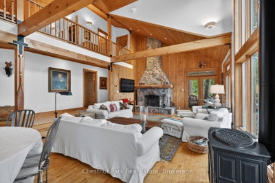 1069 Ridge Road • Muskoka Lakes, ON photo 9