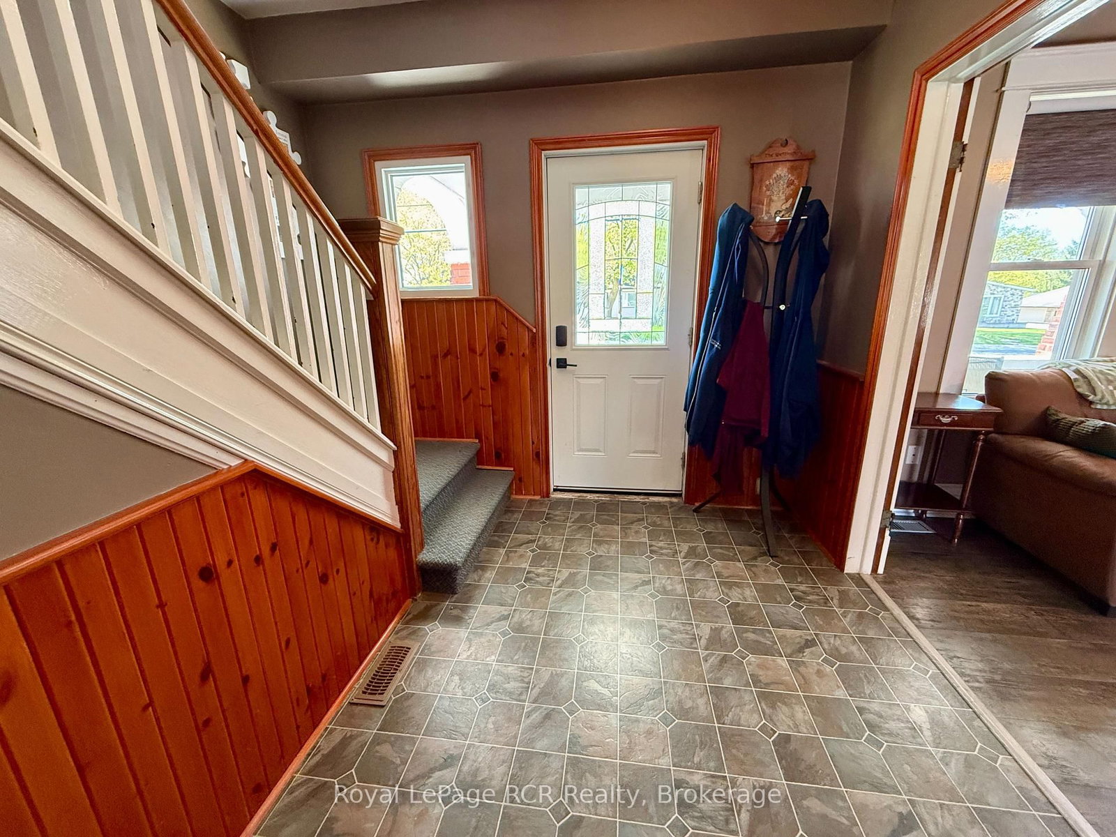 605 7th Avenue • Hanover, ON photo 10