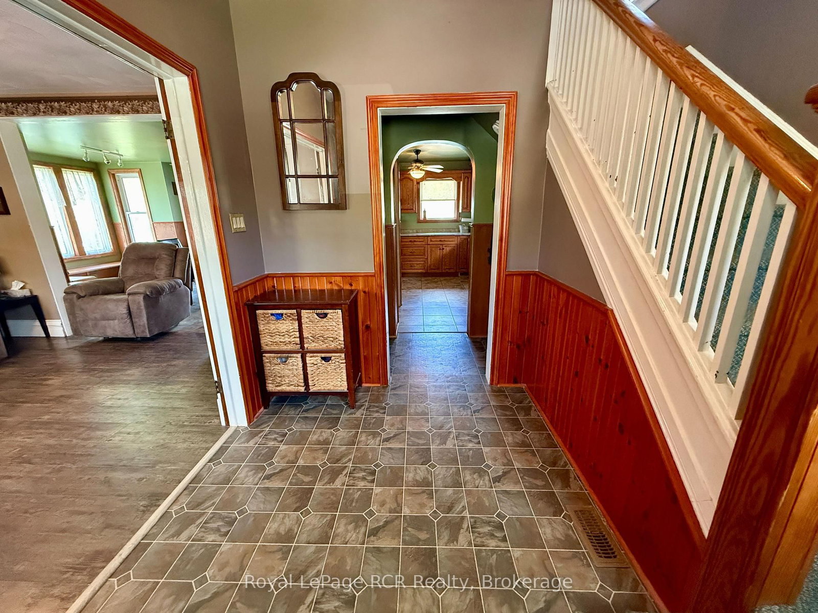 605 7th Avenue • Hanover, ON photo 11