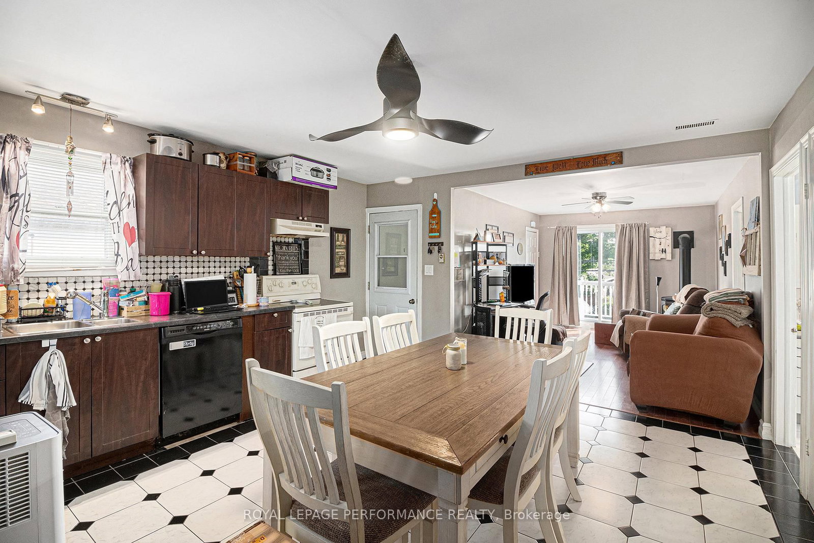 656 St Felix Street • Cornwall, ON photo 10