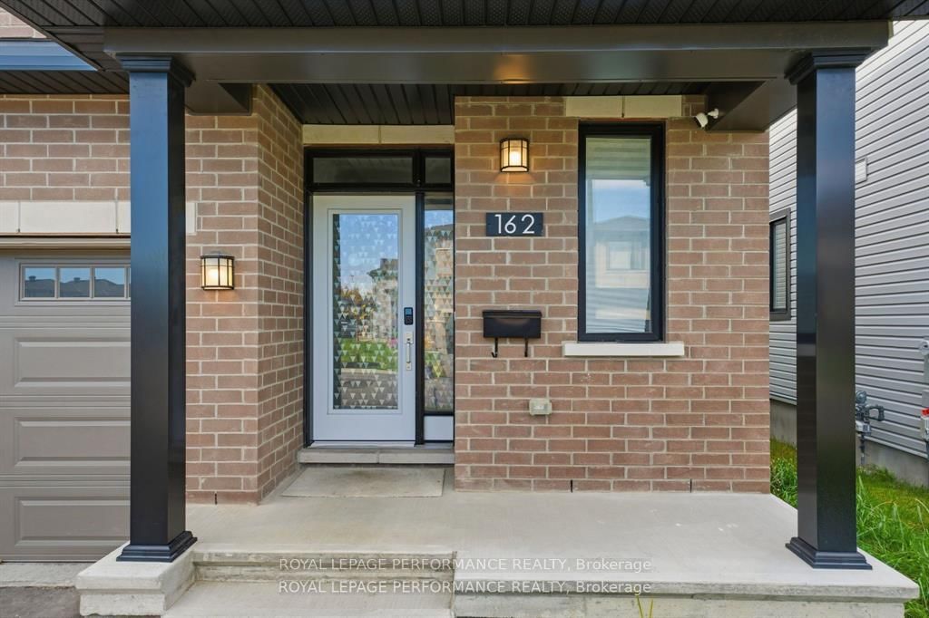 162 Lumen Place • Orleans, ON photo 3