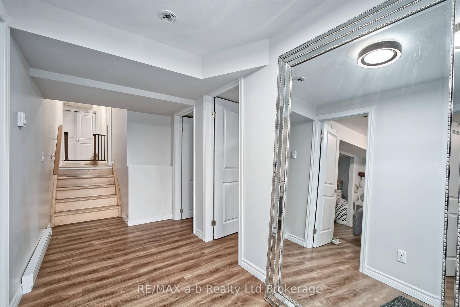 305 Robinson Street • Woodstock, ON photo 32