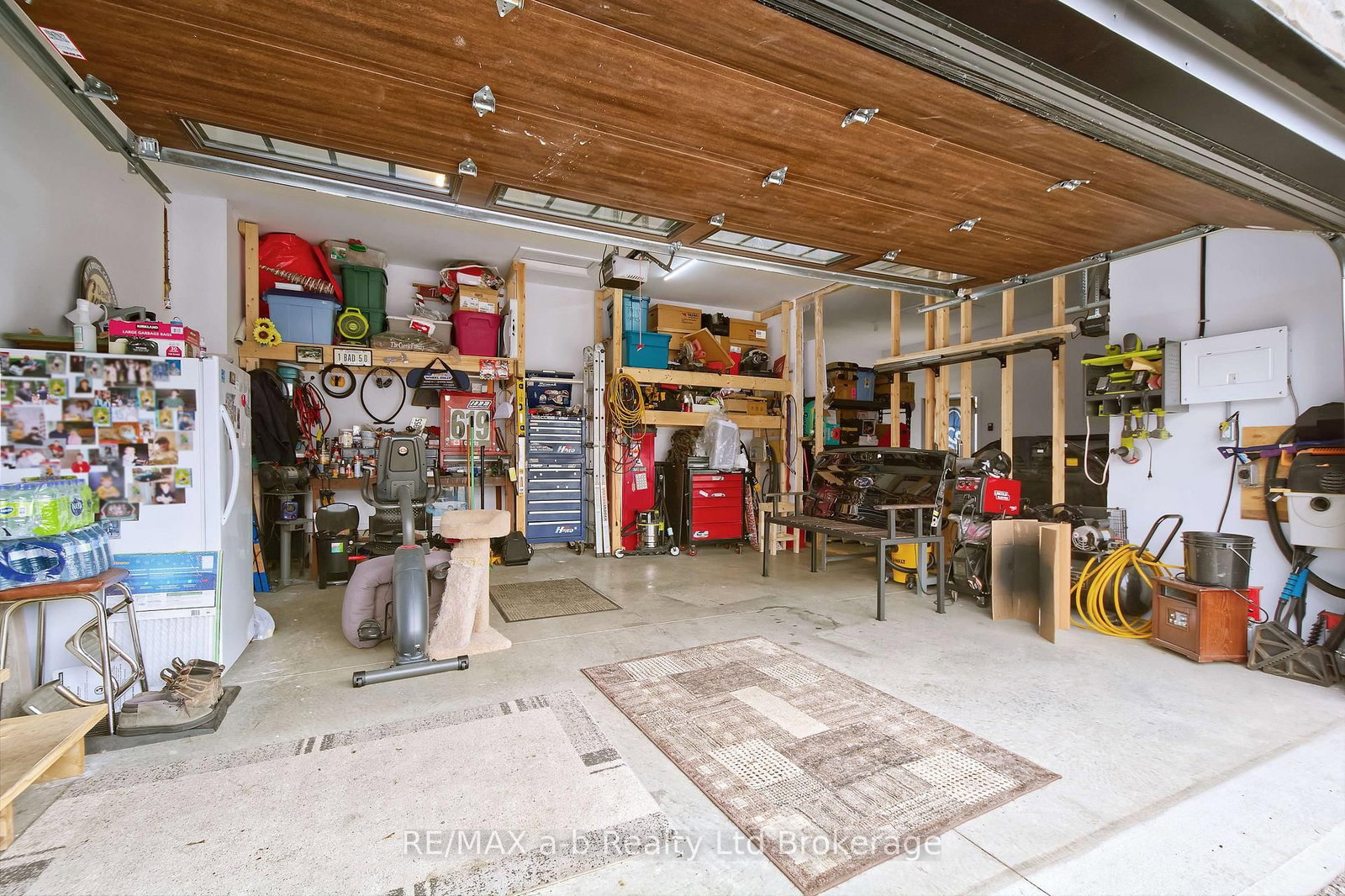 305 Robinson Street • Woodstock, ON photo 38