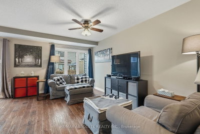 696 Trigoria Crescent • Ottawa, ON photo 8