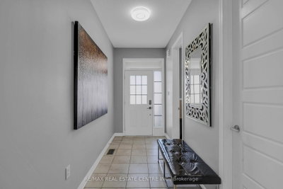 460 Equestrian Way — photo 6