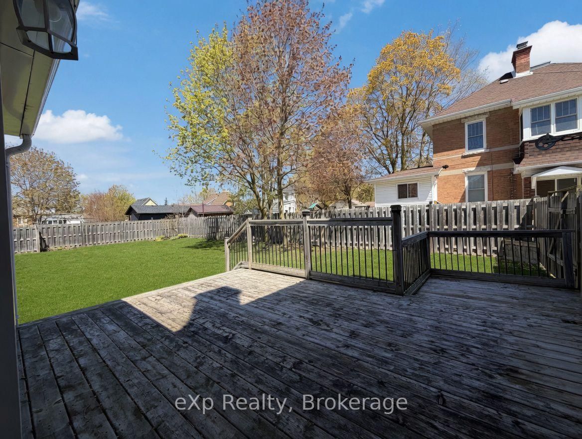 625 GIBSON Street • Brockton, ON photo 19
