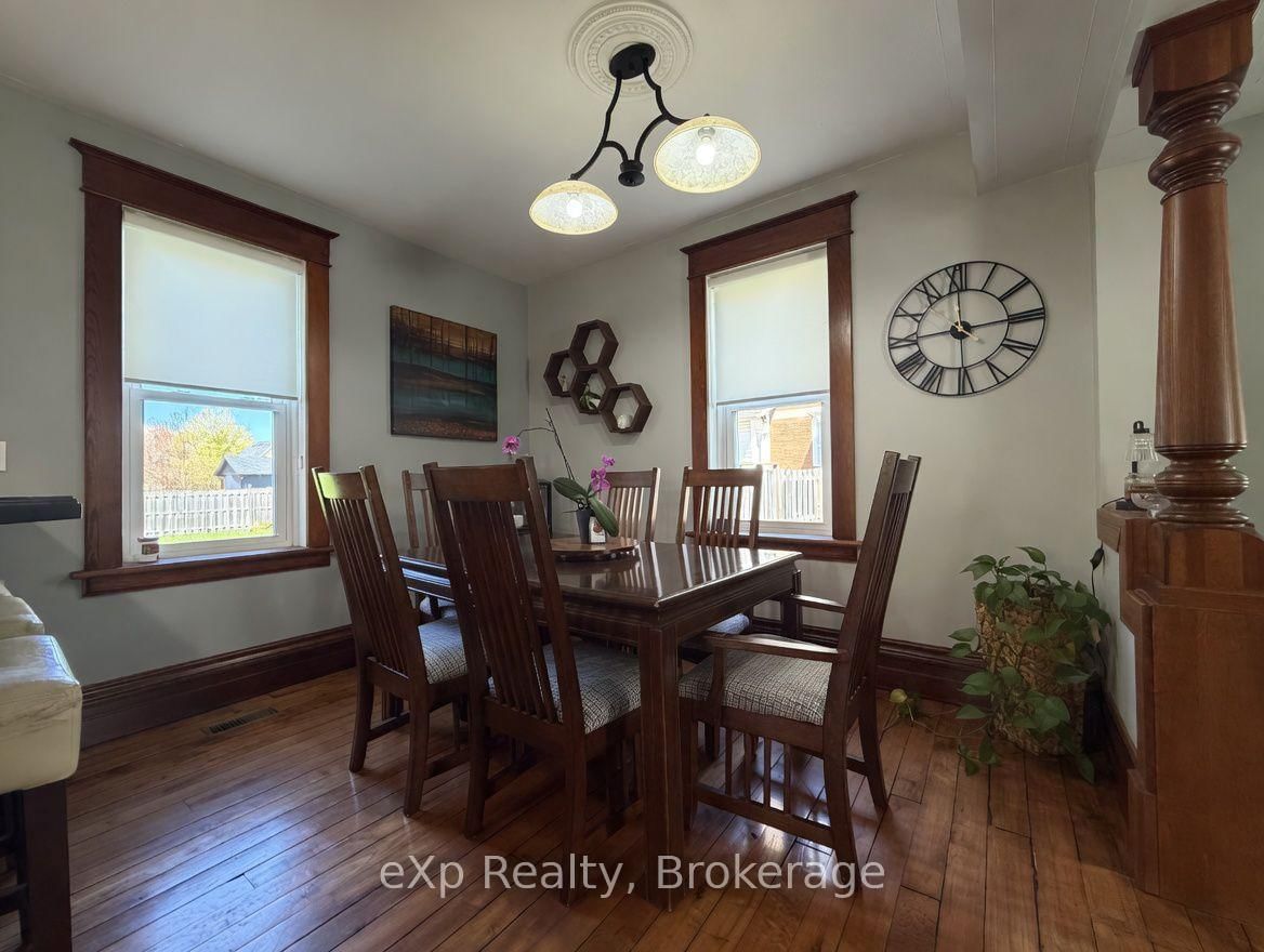 625 GIBSON Street • Brockton, ON photo 6