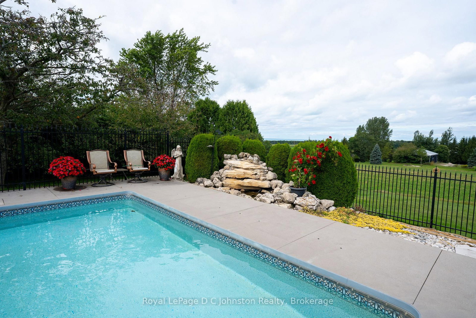 830 Concession 2 Road • Saugeen Shores, ON photo 10
